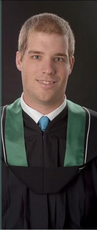 JamieDoer27's tweet image. Had to believe that graduation is already so close!!!!! #growingupsooofast #gradphotos #doneindecember