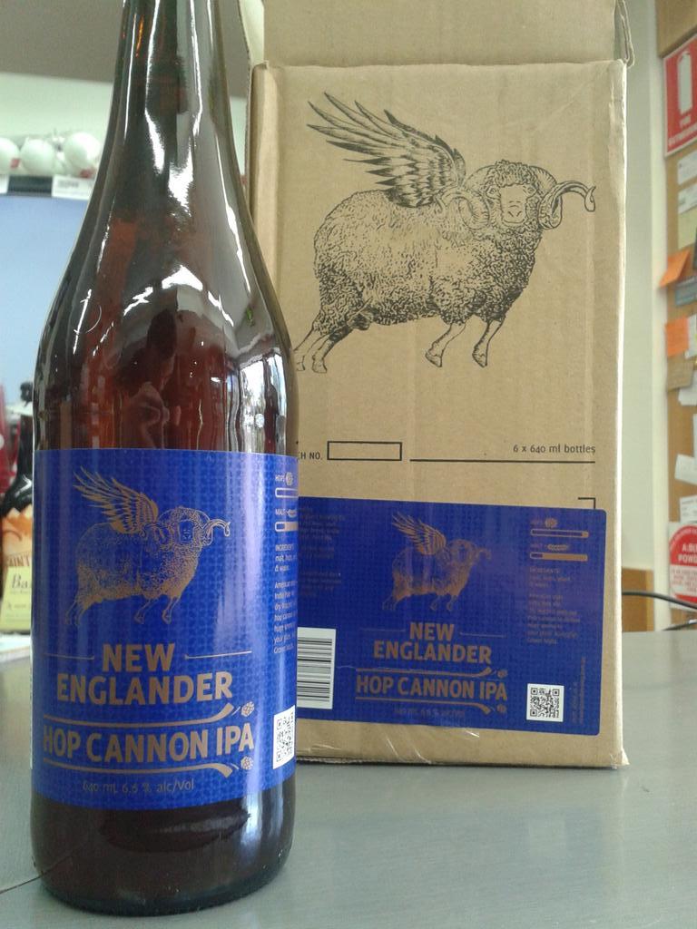 B0_Xka-CYAA24Wq.jpg:large