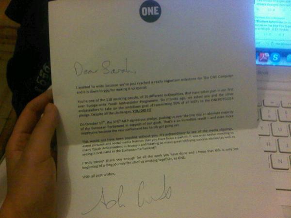 SjdSarahK's tweet photo. Thank you @adrianlovett for the kind words, #ONEYouthAmbassadors WE DID IT! #OneVote2014 @ONE_Fr http://t.co/kSU8HYWOBp