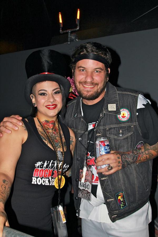 Miss Rock 106.1 (Sasha) and I at #HalloweenHavoc <a href="/MusicVaultSouth/">Music Vault South</a> #Nightshift
