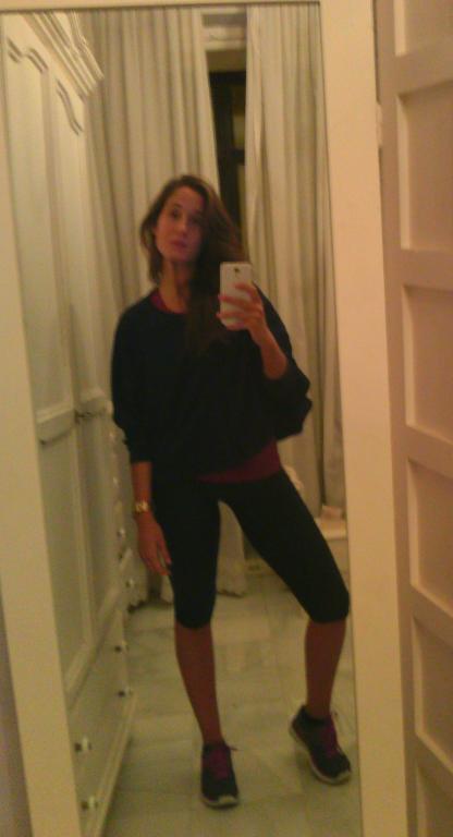 adelamarins's tweet photo. Empezando la semana  Enamorada de @bodysolution y fiel a @Sevillagym http://t.co/yV5wylDkPp