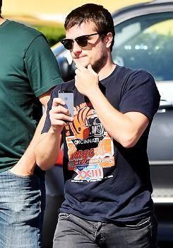 FanPJosh's tweet photo. Fotos de Josh tomadas ayer, 26 De Oct. http://t.co/uBljNGWGnN
