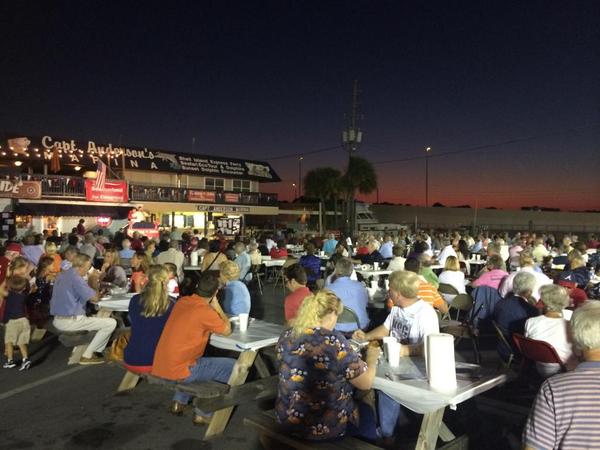 What a crowd at tonight's Southerland for  Congress fish fry at Capt. Anderson's Marina.  Thx to all who attended!