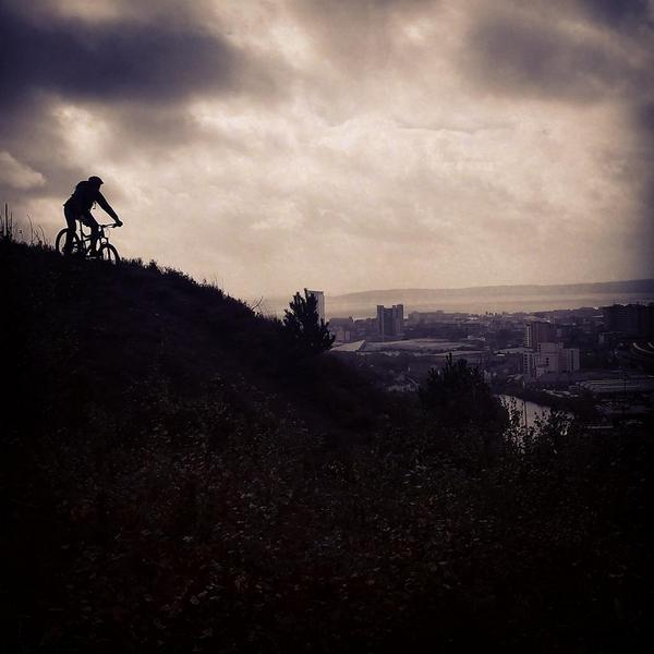 RobertMelen's tweet photo. Great day up kilvey yesterday.  #mtb #mtbuk #swansea #kilvey http://t.co/eiFsfV0I1T