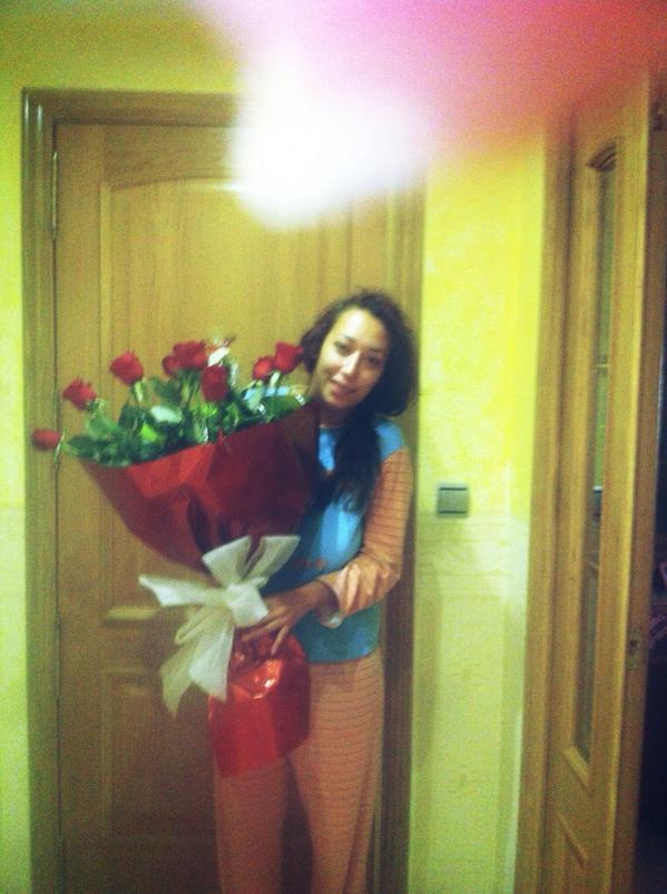 marie_taaa's tweet photo. Pequeños detalles k marcan la diferencia🌹 Te quiero❤ http://t.co/uuCqQojaRe