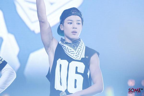 armymemories's tweet photo. [PIC] "The Red Bullet: EPISODE II" #BTS1stConcert #Jimin (Cr: 951013SOME) http://t.co/0ITDvuTeLw