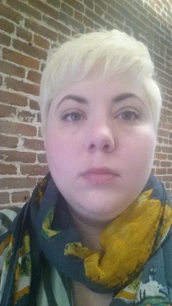 mostlymartha's tweet photo. Face of today's clothes-wearing winner. Yes, I did my eyebrows. It's #emotionalcollapse, not the apocalypse. http://t.co/AjaGNHoPTa