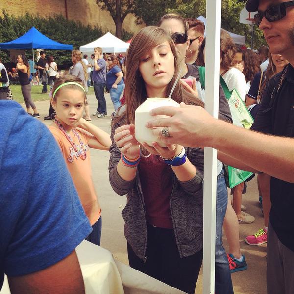 DailyJuiceDFW's tweet photo. Thank you for having us @texasveggiefair #TVF2014 http://t.co/4RiIOU9ZzN
