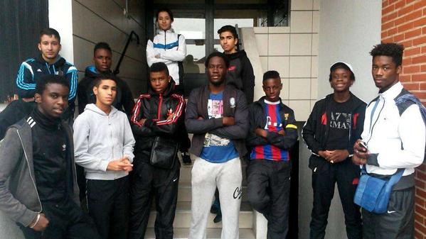 CFG_Muzik's tweet photo. Apl Nous CFGANG #Evry #Netzo http://t.co/HJhSY01R8t
