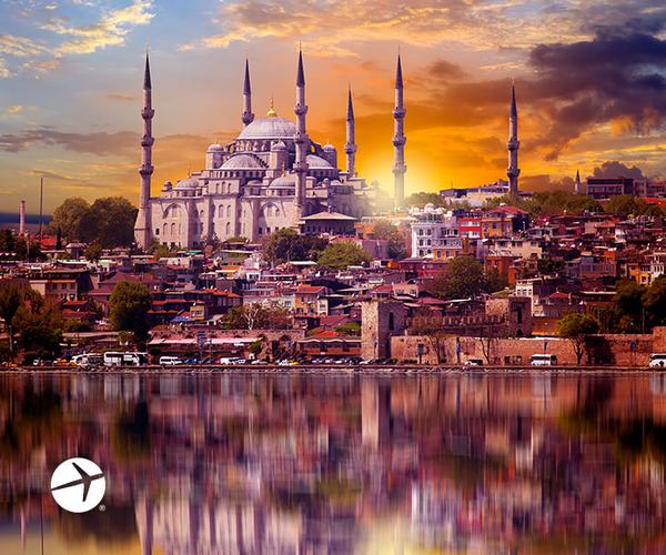 ExpediaBE's tweet photo. Je kunt in deze periode op je gemak het populaire Istanbul ontdekken... Musea en architectuur, het is er prachtig! http://t.co/DvV0LXt14N
