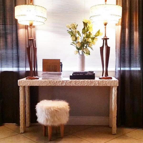 DesignbyChana's tweet photo. Furry stools and @NateBerkus are my everything
#MyNateBerkus #target #nateberkus http://t.co/qZX65LjfrB