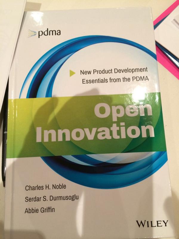 Niacapps74's tweet image. Thomas Troch discussing at #PIM14