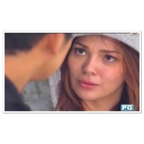joellechooch's tweet photo. Awwwww #GabNat moment. 😍😍😍 @kc_concepcion http://t.co/kL9ncmuib6