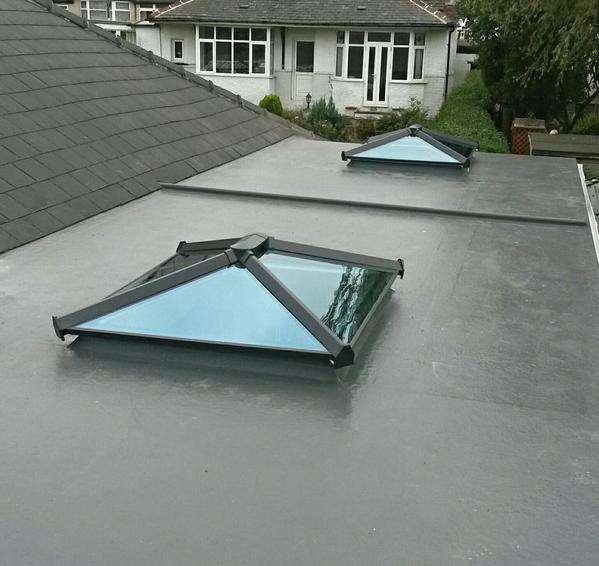 VineyMatt's tweet photo. Another GRP flat roof transformation. 2x @eurocellplc  #skypod s. Looks great. http://t.co/Fo7QP5rIcD