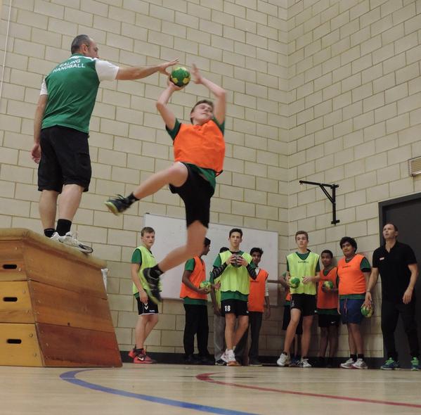 alexwodzicki's tweet photo. #LarsChristiansen teaching young players @EalingHandball to shoot from sitting, standing &amp; leaping @ehfcl #inspiring http://t.co/vXNuCe9ZWB