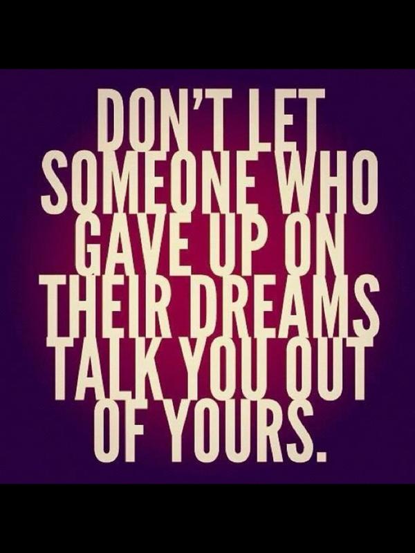 Motiv82Inspire's tweet photo. No one who has accomplished their dreams will ever knock you for attempting yours. #Fact http://t.co/2Su7t6VTgy