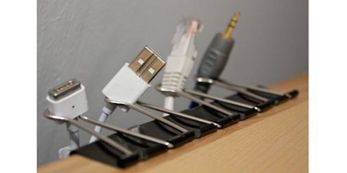 NETGEAR's tweet image. Got a mess of wires at your desk? Use binder clips to keep &apos;em straight. What&apos;s your best #lifehack? #techtips