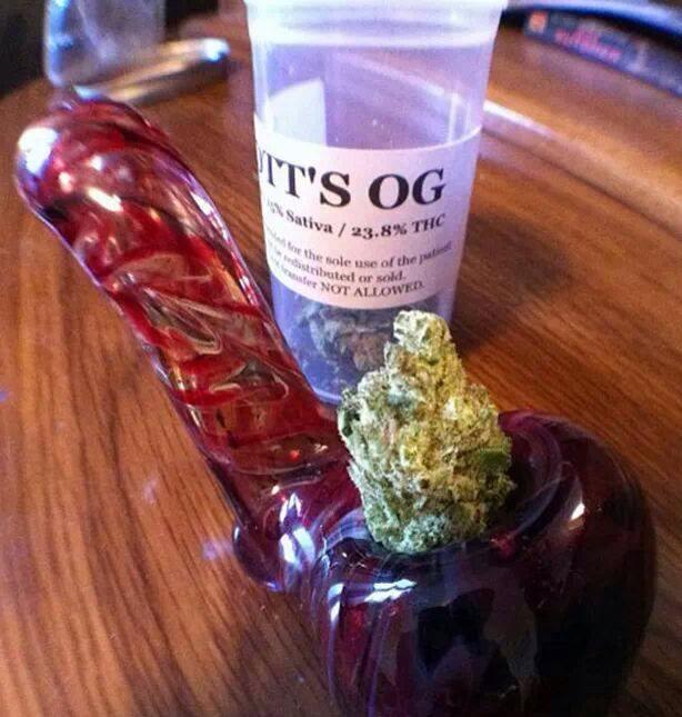   happy birthday Snoop Dogg 