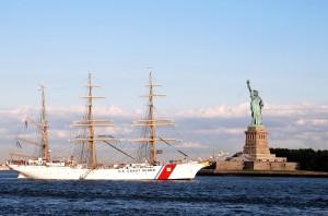 USCGAux's tweet photo. Americas Tall ship through the #USCGAux eyes on a voyage along the Atlantic seaboard. #uscg @uscg #Eagle #USCGEagle http://t.co/Mms3O5u4Va
