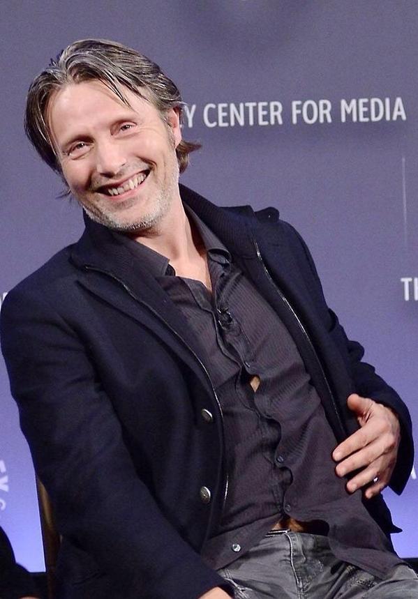 BoaFirstBorn's tweet image. "How many drinks does it take to get an Angel hammered?"