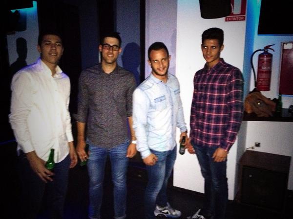 AngelDeRufini's tweet photo. “@ajotas13: #soho 😝 http://t.co/TxdktQ00kf” yaaaaaas👌