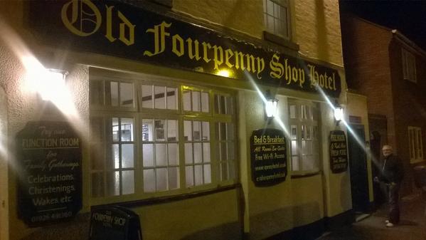 legsdown's tweet photo. #twittercamps regular haunt revisited - purely for research purposes: http://t.co/5HBNblNoMS