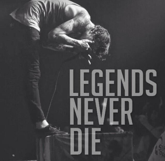 Happy birthday Mitch Lucker 