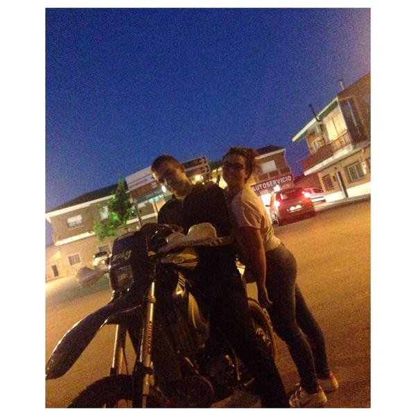 Aroacasas18's tweet photo. 💕 💕 💕 💕 http://t.co/dsysbqKKgD