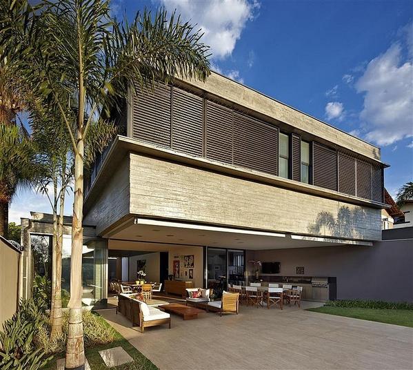 HomeAdore's tweet photo. House in Belo Horizonte by Anastasia Architects - http://t.co/8MYG7RJNRu http://t.co/t9dcY9hR5g