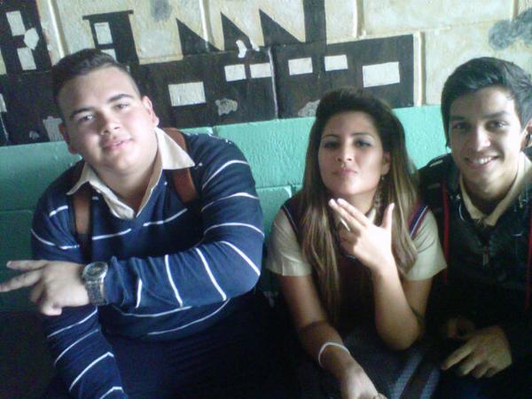 MdaIblonde_'s tweet photo. Mis dos amores http://t.co/3T86GPy1aK