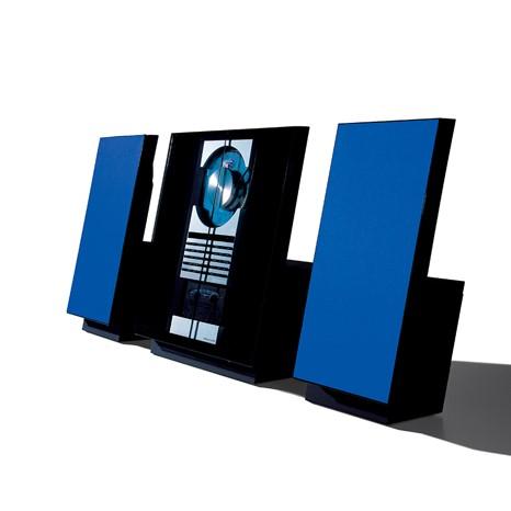 Bang & Olufsen on Twitter: "Our 1991 BeoSystem 2500 was the first upright CD  player http://t.co/eBKId62CGz" / Twitter