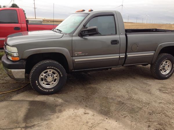 farmerpicsnew's tweet photo. My new duramax! #lb7 #notstockforlong #morepicstocome http://t.co/Ooct7HAnVs