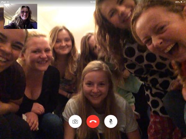 abigailjeffreys's tweet photo. Was soo nice to speak to all the uni girls on FaceTime early!! Miss all the giggles! #goodcatchup http://t.co/awvnlvCrBj