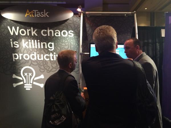 KrystalGuerra's tweet image. Lots of great buzz at tonight's reception. Great way to end the evening #TSW14 #AtTask