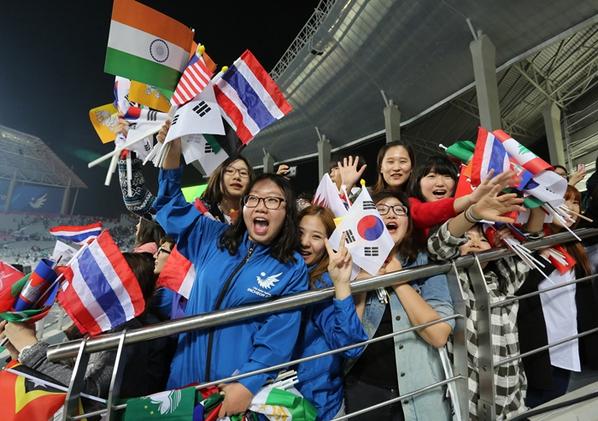 Many people came together for Opening Ceremony to cheer and support the athletes of #2014AsianGames!