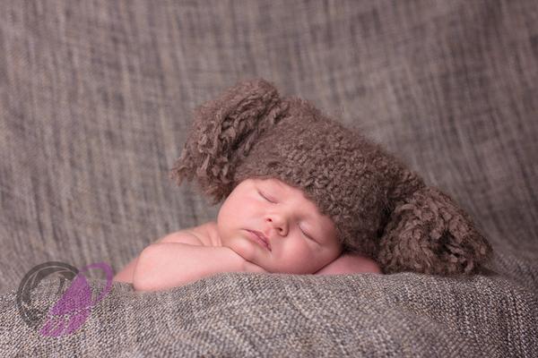 PricelessPhotos's tweet photo. Been neglecting twitter, so here's a sneak peek at this weekend's adorable little Alby: http://t.co/hNLLjYD6i3