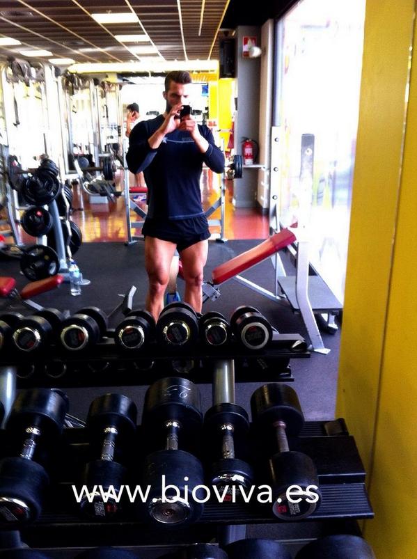 torotoral's tweet photo. Entrenamiento completo y dietetica en FACEBOOK
Suplementos : http://t.co/Wa9zZ5lfim http://t.co/WSGfZPCISZ
