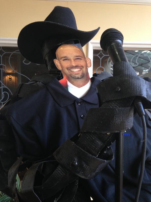 revscottstweets's tweet photo. “@dedereilly: #cef2014 Iron Cowboy #ngumc @revscottstweets http://t.co/mH1wt4Rr4U” I definitely have to go next time just to protect myself