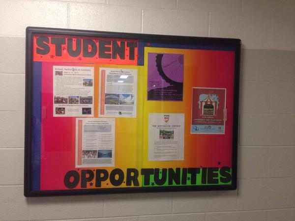 CPANNN's tweet photo. Creative makeover day in the Williams Center hallway for HPERC students! @DrKMNavarro http://t.co/BF2du7RpbA
