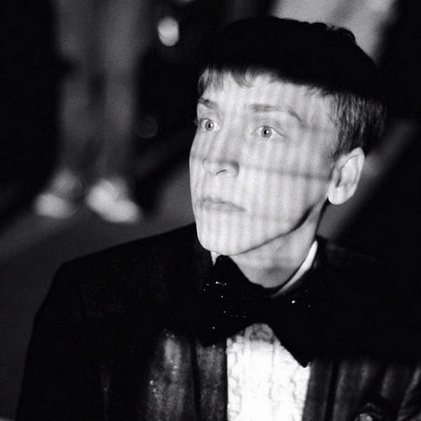 BrenOnTheWylo's tweet photo. @VGHS No one cool goes to prom... #VGHS Episode 2, have you watched?! #vghs3 #Prom #Cheeto #VoteSwan #FilmNoir http://t.co/hANKpwGjzp