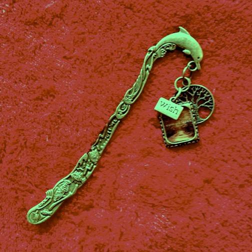 MartinaABoone's tweet photo. And here’s the second of the door prize bookmarks for the #CompellingReads tour. Come see us! CompellingReads dot com http://t.co/IlAZt7Ctdy