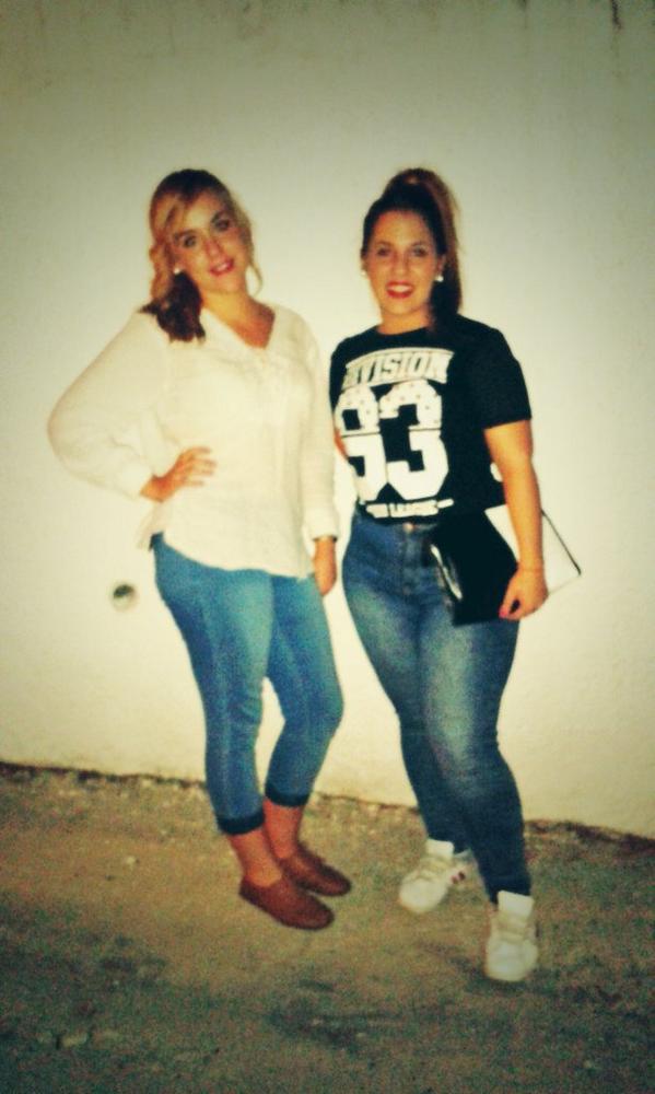 Jeybee_'s tweet photo. Eres la única persona que no quiero que me falte nunca! Te quiero mucho♥ @mariainfante14 http://t.co/JFdC2TseDV
