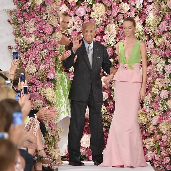 SALONINNOCENT's tweet photo. OSCAR DE LA RENTA HAS DIED AT THE AGE OF 82 #FASHION #MODELS http://t.co/G9ZtVvdm13