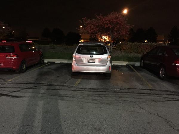 IEatRemotes's tweet image. Oh yea, go ahead and park anywhere. No one needs to use tht space anyway. #fuckyouprick #gochoke #ohyea #ANDDIE