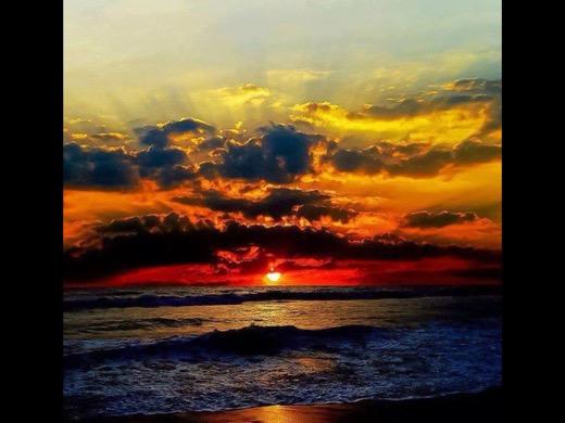 Iwilldeclare's tweet image. Resting in the Arms Of God. The Heavens Smile.