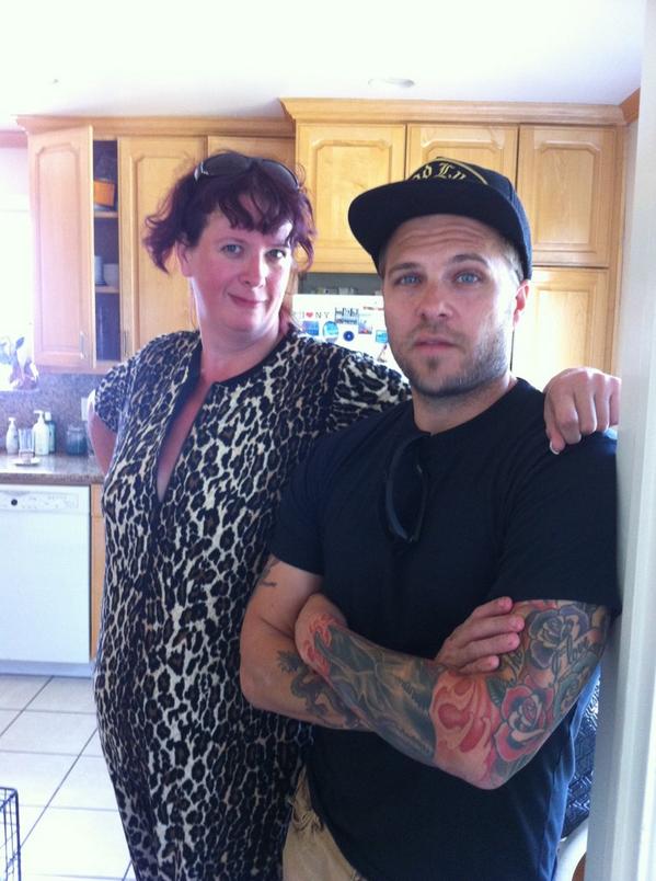 TOK_Family's tweet photo. #MattMonday #Madness and Me #BehindTheScenes #OnSet #TOK2 #BoundxBlood #Slaying2015 xo http://t.co/tQvwdDT7Eh