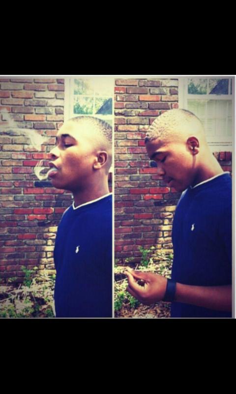 ____DINK's tweet photo. When My Lil Nigga Get Out This Time I Gotta Make Sure He Dont Get In No Shit And Dont Go Back #FreeDwest ๐๐จ๐๐ฎ๐ฏ๐ http://t.co/MzawU4KXYA