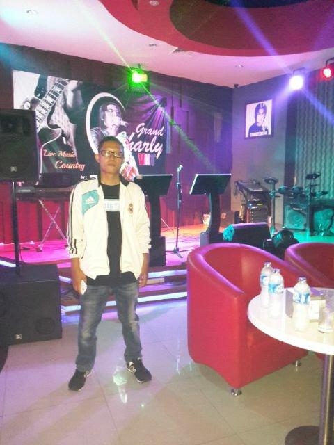 Selamat Ultah yg ke 33 to <a href="/M_TaufanHidayat/">Muh Taufan Hidayat</a> manager @DjavuBandID sehat selalu, panjang umur dan sukses selalu. Amin.