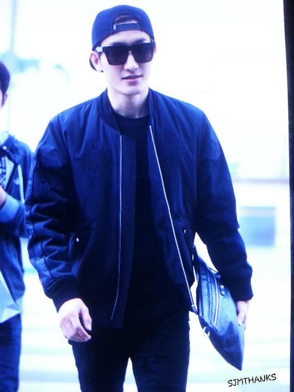 sjmthanks's tweet photo. 141021 in ICN to SH #zhoumi #조미 http://t.co/nASPGxz9r1