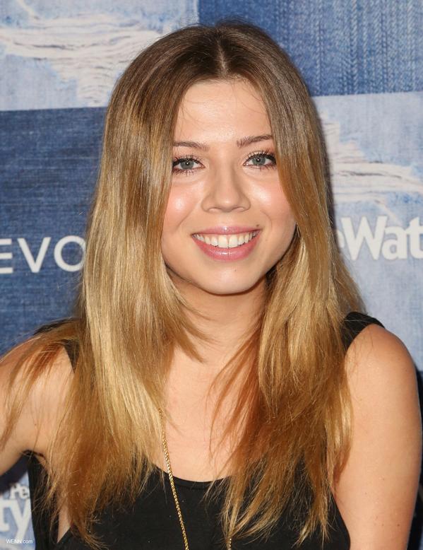 サム キャット ジェネット マッカーディが新作スリラードラマ Between 原題 で主演に決定 カナダｔｖ局のcityおよびストリーミングビデオサービス Shomi そしてnetflixにて放映予定 The Wrap Tvgroove 海外セレブ エンタメ Scoopnest